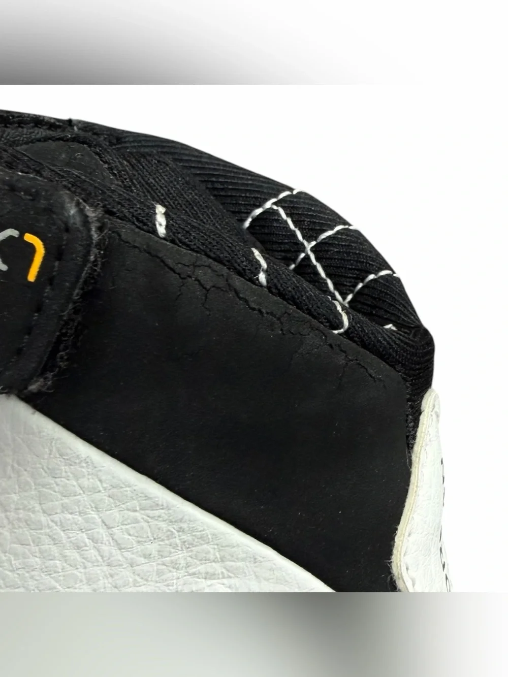 Vintage Air Jordan 21 PE Taxi White Black 2006 Sneakers Size 7C